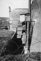 Ligne Maginot - OBERROEDERN SUD - RIEFFEL - (Casemate d'infanterie - Double) - Photo prise avant l\'installation du projecteur blindé, le projecteur provisoire est encore en place