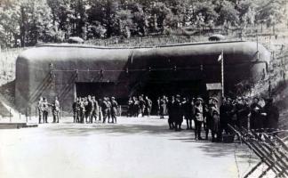 Ligne Maginot - GALGENBERG - A15 - (Ouvrage d'artillerie) - Entrée munitions
Vue en 1940