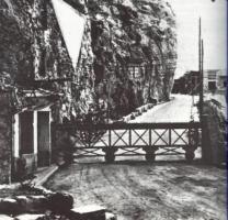 Ligne Maginot - PONT SAINT LOUIS (BARRAGE RAPIDE) - (Blockhaus pour canon) - La barriere fermée