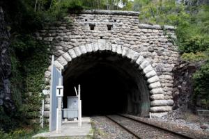 Ligne Maginot - Entrée du tunnel - Le fronton aujourd'hui, inchangé