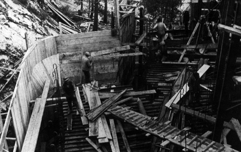 Ligne Maginot - CAP MARTIN - (Ouvrage d'artillerie) - Construction du bloc 3
Mise en place des coffrages avant la coulée du bloc