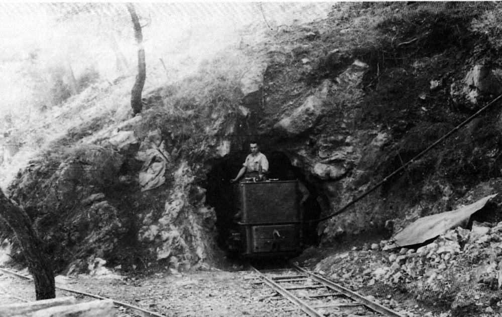 Ligne Maginot - CAP MARTIN - (Ouvrage d'artillerie) - Construction de l'ouvrage
Excavation des galeries
