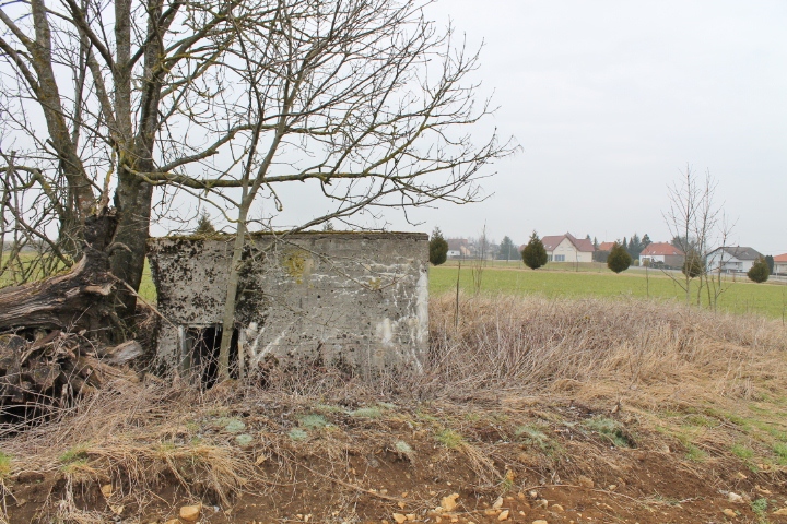 Ligne Maginot - HILLEN EST - (Blockhaus pour arme infanterie) - Façade arrière