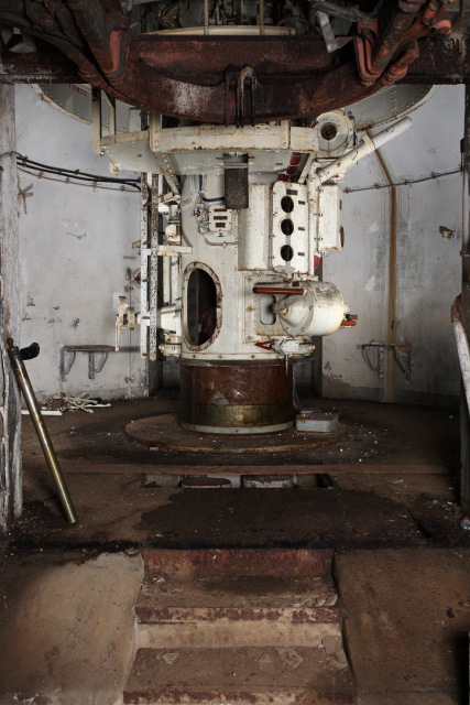 Ligne Maginot - Ouvrage d'artillerie du BILLIG - Bloc 4
Tourelle de 75 R 32
Étage intermédiaire de la tourelle.