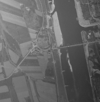 Ligne Maginot - Casemate 31/1 - PONT de BATEAUX - Vue aérienne de 1933 
La casemate est nettement visible sur la photo