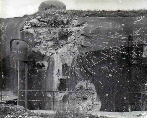 Ligne Maginot - BINING - (Casemate d'infanterie) - La casemate après les combats