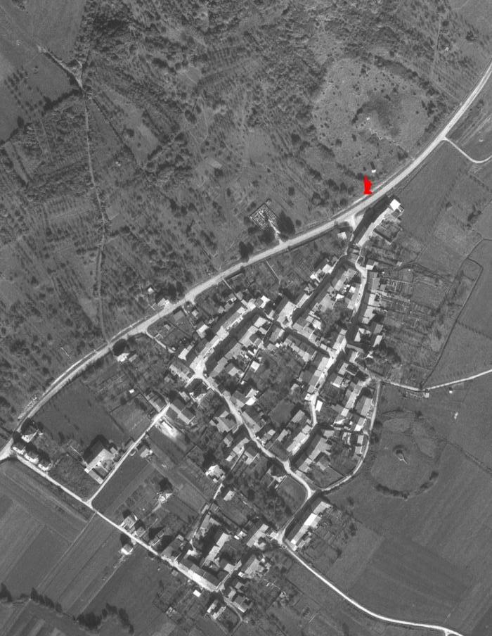 Ligne Maginot - SENTZICH - A16 - (Ouvrage d'infanterie) - On distingue en bas à gauche, le blockhaus Cb8, destiné a couvrir l'angle mort formé par le village.