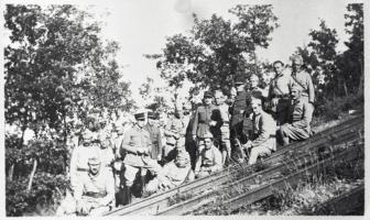Ligne Maginot - Ouvrage d'artillerie du MONTE-GROSSO - Photo datant probablement de la construction de l'ouvrage, les rails ayant pu être utilisés pour déplacer une charge lourde