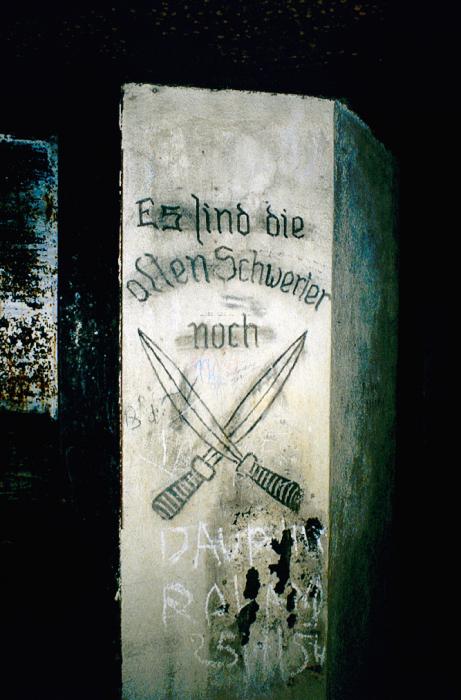 Ligne Maginot - PLAN CAVAL (PCV) - (Ouvrage d'artillerie) - Bloc  4 ou 5
Graffiti allemand