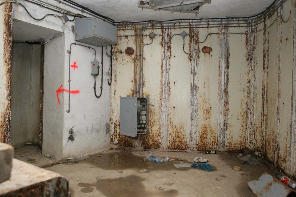 Ligne Maginot - RESTEFOND (Ouvrage d'artillerie) - Bloc 6
Le PC du bloc