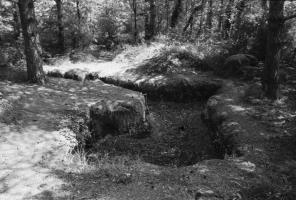 Ligne Maginot - SAINT ROCH (SHR) - (Ouvrage d'artillerie) - La position(allemande ?) sur les dessus de l'ouvrage, flanquant le tunnel du tramway qui reliait Menton à Sospel.