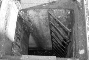 Ligne Maginot - Chambre de coupure D3 - L'accès en puit à la chambre de coupure