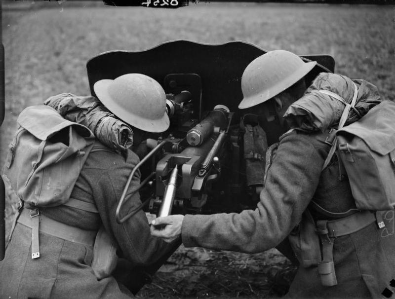 Ligne Maginot - Canon antichar de 25 SA mle 37 - Canon de 25 SA mis en oeuvre par les troupes anglaises 