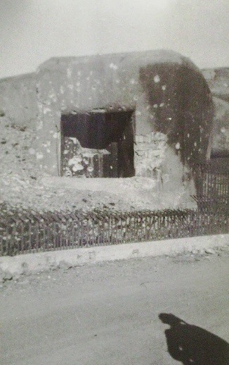 Ligne Maginot - SAINT ROCH (SHR) - (Ouvrage d'artillerie) - Bloc 4 
Photo prise en 1944 par un para américain du 517th. H Company