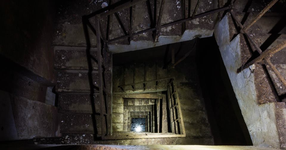 Ligne Maginot - Petit ouvrage du Berenbach - Cage d'escalier de l'un des blocs, non relié par galerie 