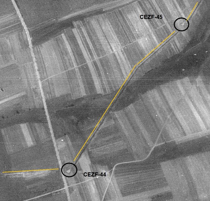 Ligne Maginot - CEZF-216 - ROUVROIS - (Blockhaus lourd type STG / STG-FCR - Double) - Fossé et emplacement de la casemate