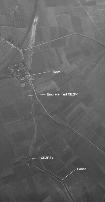 Ligne Maginot - CEZF-1A - (Casemate d'infanterie) - Le fossé antichar est bien visible, ainsi que la casemate 1a en cours de construction