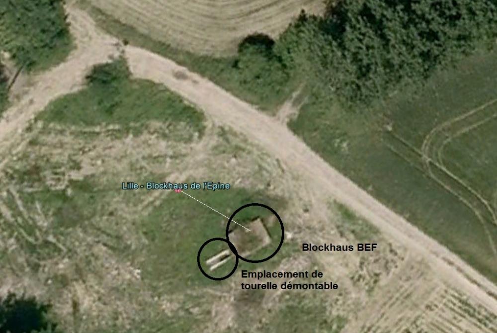 Ligne Maginot - BEF 427 - STATION de BACHY (Blockhaus pour arme infanterie) - Sur cette photo satellite de Google Earth, on aperçoit ce qui pourrait être la position de la tourelle démontable. Elle aurait ensuite été 'coiffée' par un blockhaus du BEF.