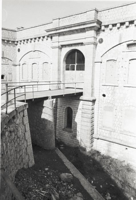 Ligne Maginot - Fort du MONT CHAUVE d'ASPREMONT - L'entrée