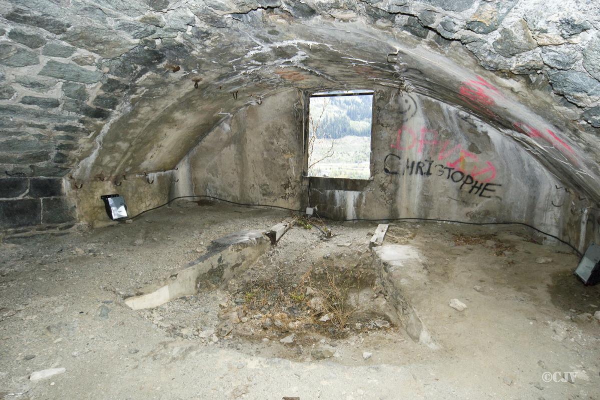 Ligne Maginot - REPLATON (QUARTIER ARC - 71° BAF) - (Position d'artillerie préparée) - Batterie C