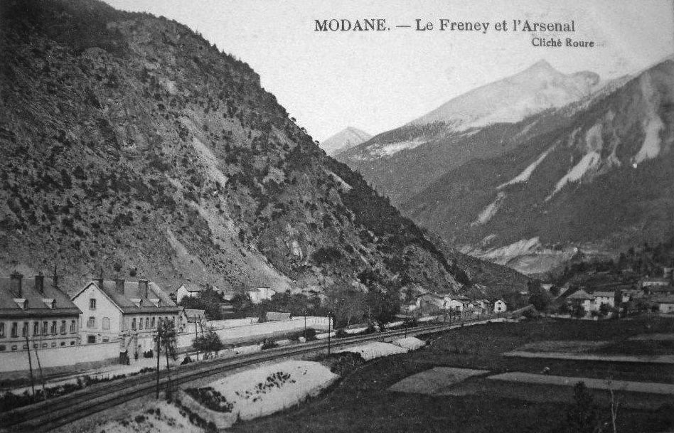 Ligne Maginot - Arsenal du FRENEY - Carte postale