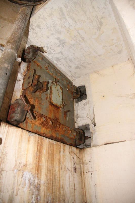 Ligne Maginot - ROCHE LA CROIX (RLC) - (Ouvrage d'artillerie) - Bloc 5
Accès à l'issue de secours