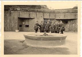 Ligne Maginot - OTTERBIEL - (Ouvrage d'artillerie) - L'entrée de l'ouvrage
Photo prise en 1940
