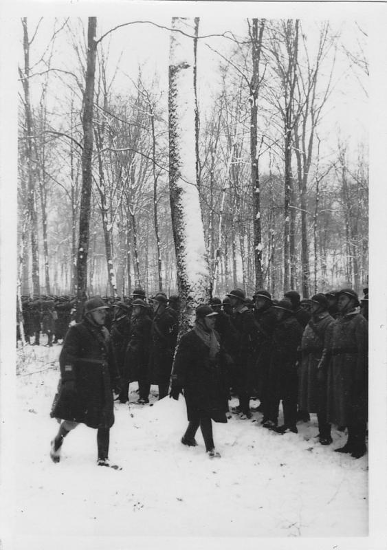 Ligne Maginot - Cérémonie de remise du fanion au 161° RIF - Cérémonie de remise d'un fanion, sans doute celui du 2ème Bataillon. Cérémonie tenue le 10 Février 1940.