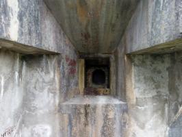 Ligne Maginot - CAP MARTIN - (Ouvrage d'artillerie) - Bloc 2
Le créneau pour canon de 75mm/29.
