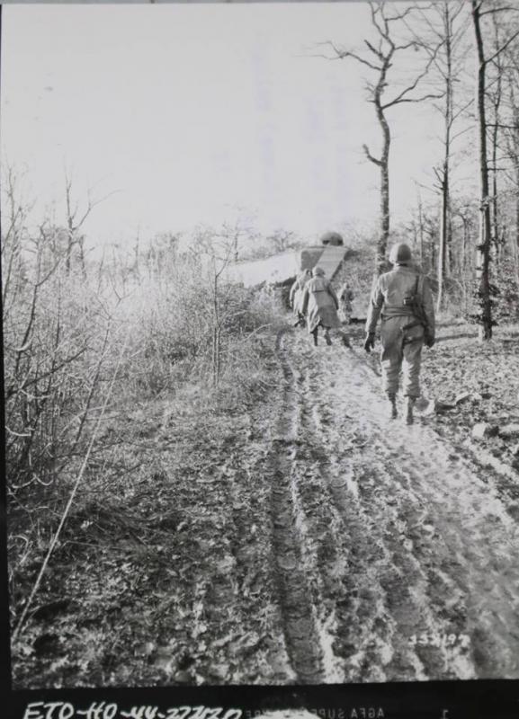Ligne Maginot - ACA3 - BAMBESCH - (Casemate d'artillerie) - Photo prise lors de l'avancée américaine en 1944