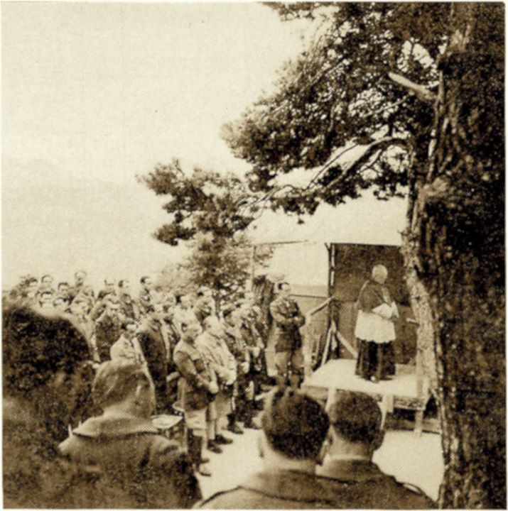 Ligne Maginot - MONTE GROSSO (MG) - E02 - (Ouvrage d'artillerie) - Office religieux célébré par Mgr Rémond en 1939
