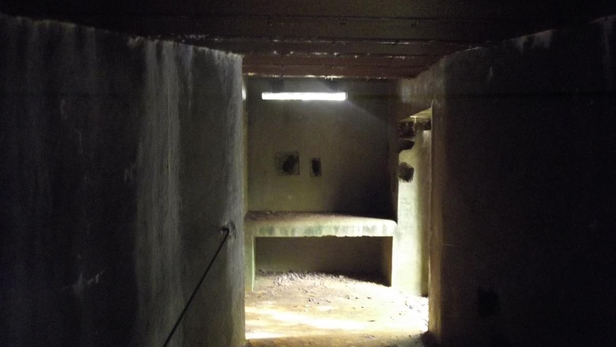 Ligne Maginot - Casemate d'artillerie de la HIGNY - Créneau observatoire