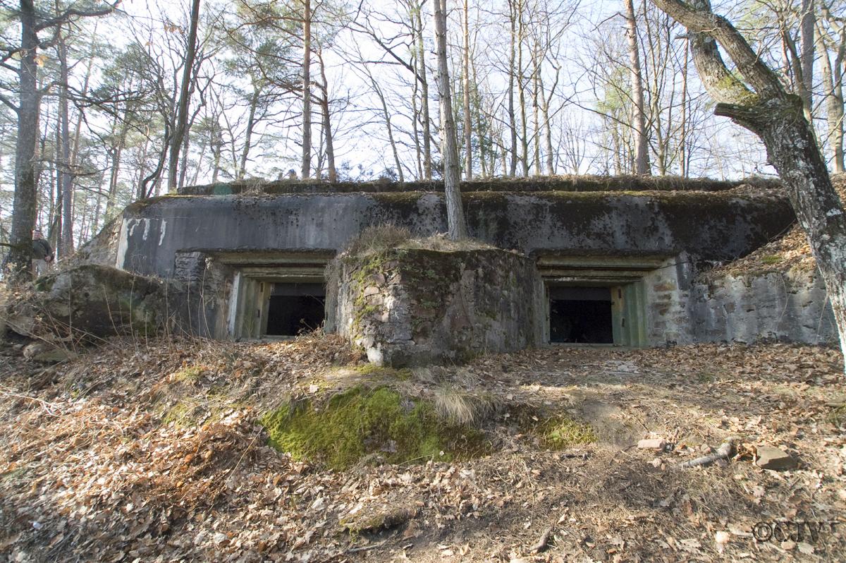 Ligne Maginot - Casemate d'artillerie du BIESENBERG - 