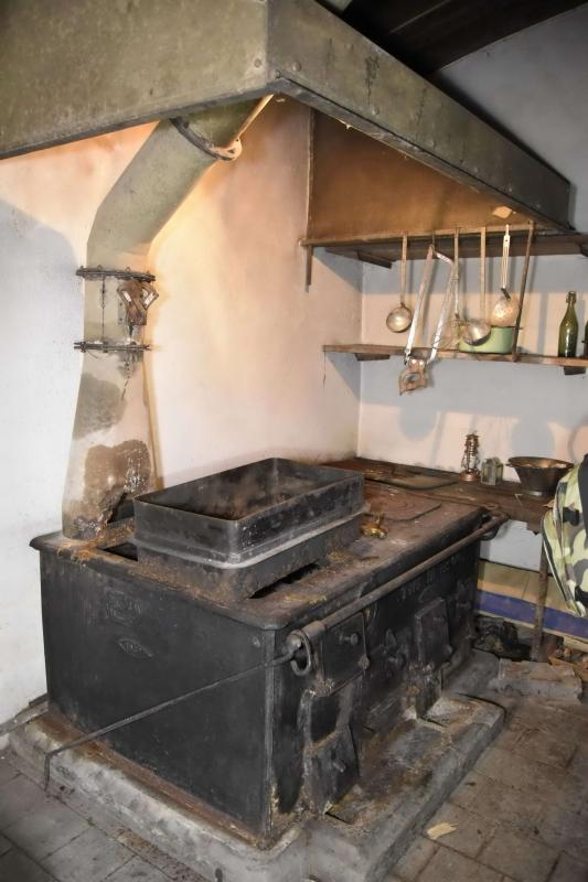 Ligne Maginot - BOIS de CATTENOM - X14 (Abri) - La cuisine
Cuisinière à charbon François-Vaillant