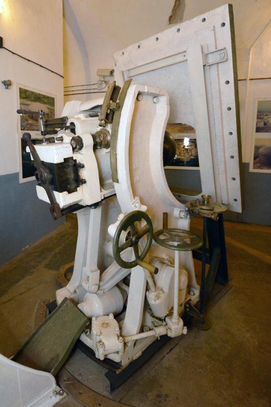 Ligne Maginot - Lance Bombe de 135 mm modèle 1932 - Musée de l'ouvrage de Schoenenbourg
