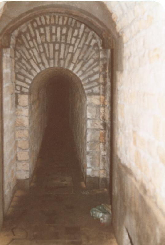 Ligne Maginot - Ouvrage d'infanterie de la FERME CHAPPY - Dessous en 1987 : Égout visitable (future entrée)