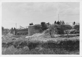 Ligne Maginot - 31/1 - PONT DE BATEAUX DE NEUF BRISACH - (Casemate d'infanterie - double) -  