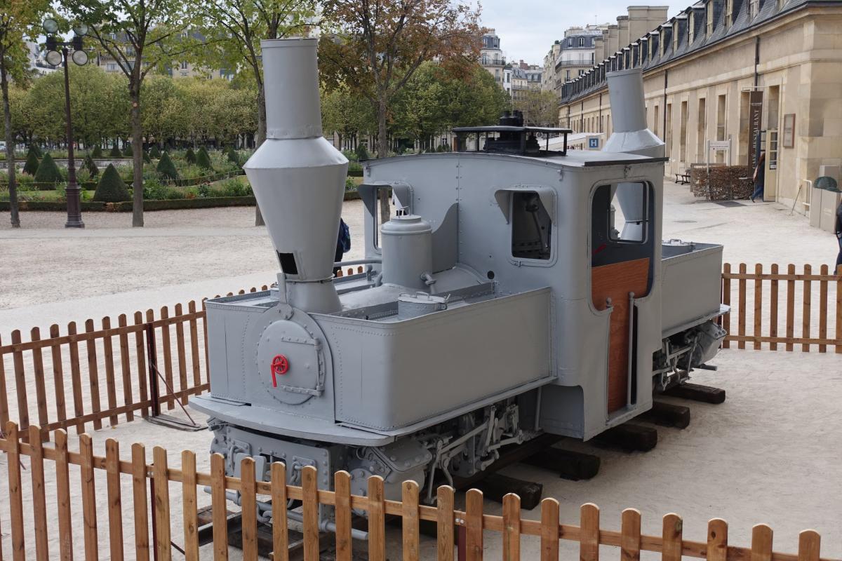 Ligne Maginot - Locotracteur Péchot-Bourdon modèle 1888 -   L'exemplaire du musée de Pozega (Serbie) exposée aux invalides à Paris