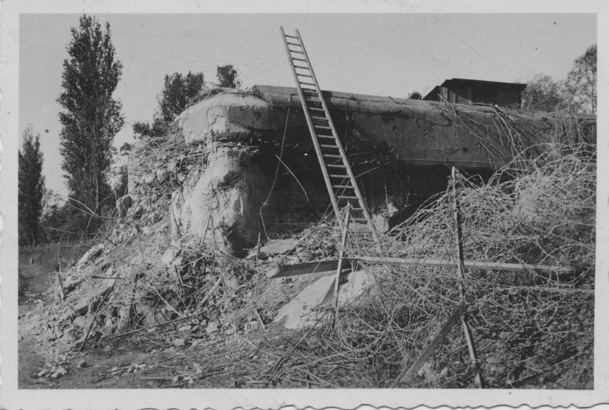 Ligne Maginot - 49/1 - LIMBOURG NORD - (Casemate d'infanterie - double) -    