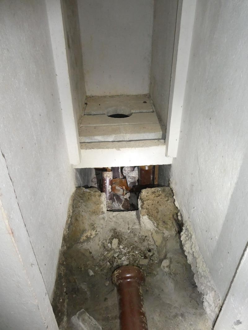 Ligne Maginot - PIC DE GARUCHE - (Observatoire d'artillerie) - WC