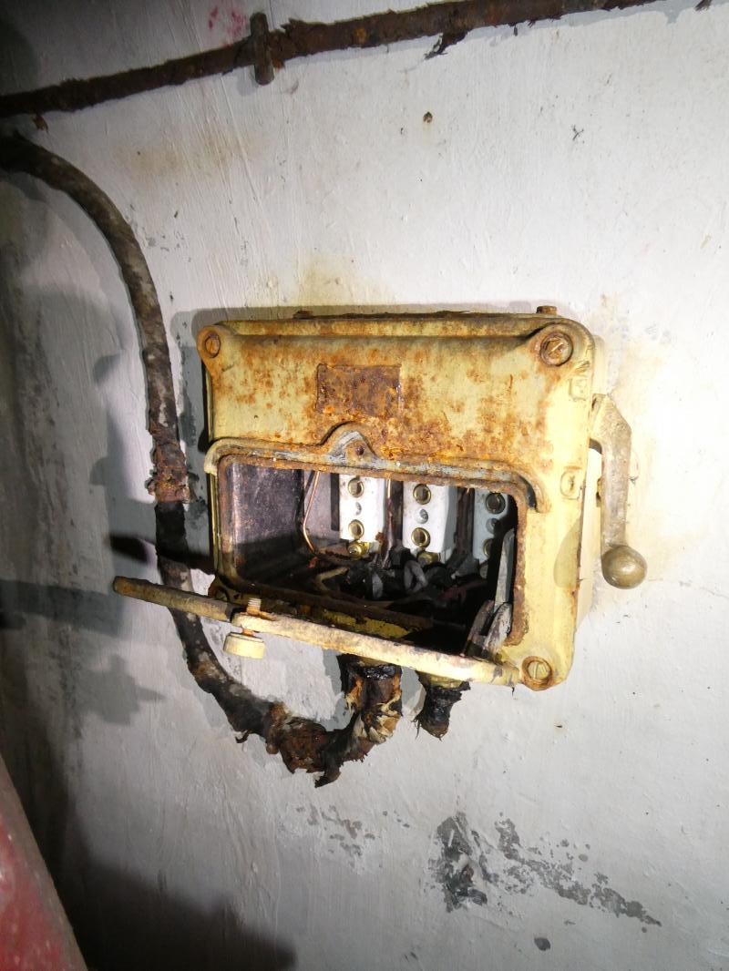 Ligne Maginot - PIC DE GARUCHE - (Observatoire d'artillerie) - Local de Filtration - Ventilation