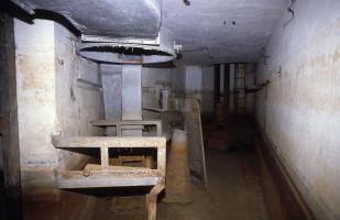 Ligne Maginot - C48 - KOENIGSMACKER NORD - (Casemate d'infanterie) -  L'intérieur de la casemate en 1993
