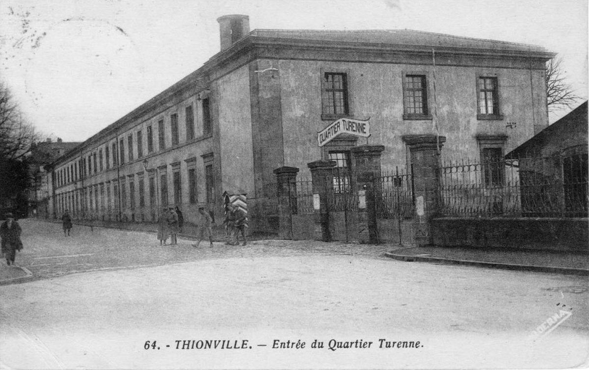 Ligne Maginot - CASERNE TURENNE - (Casernement) - Carte postale
L'entrée de la caserne Turenne à Thionville