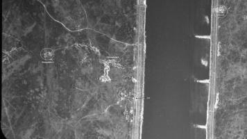 Ligne Maginot - OTTMARSHEIM 3 et 4 - (Abri) - Photos aérienne 1947 avec vision des boyaux et emplacements des abris