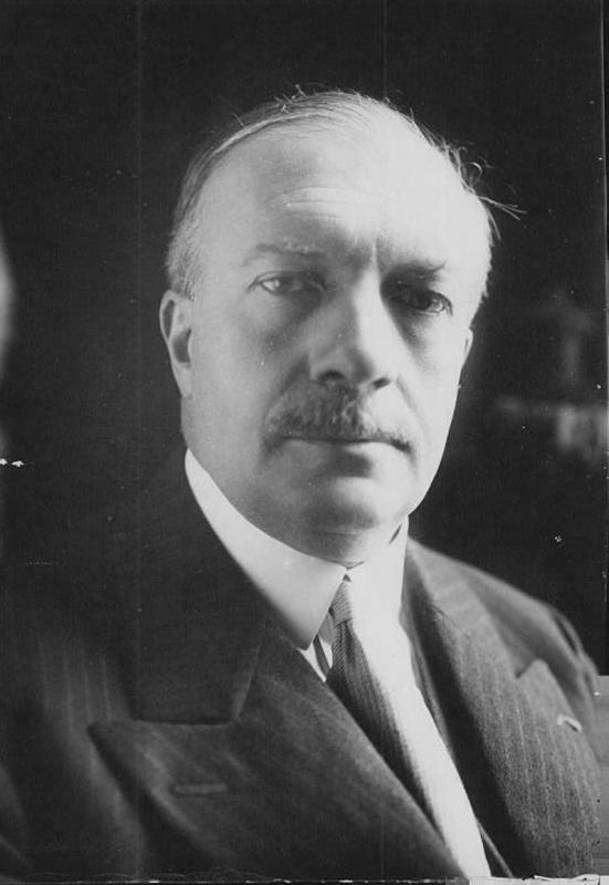 André Maginot; ministre de la Guerre