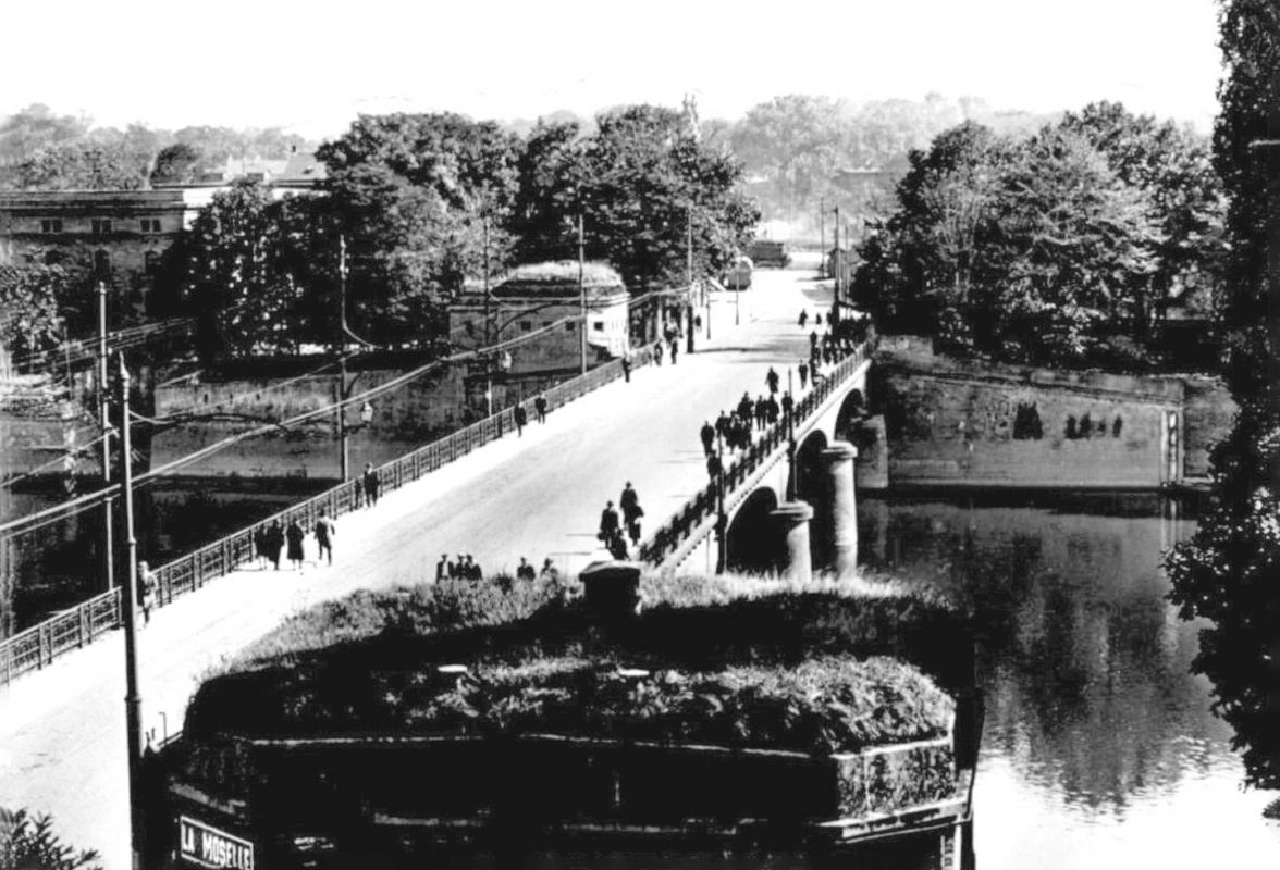 Ligne Maginot - PONT DE THIONVILLE - (DMP - Dispositif de Mine Permanent) - Le pont de Thionville (aujourd'hui nommé Pont des Alliés) en 1939