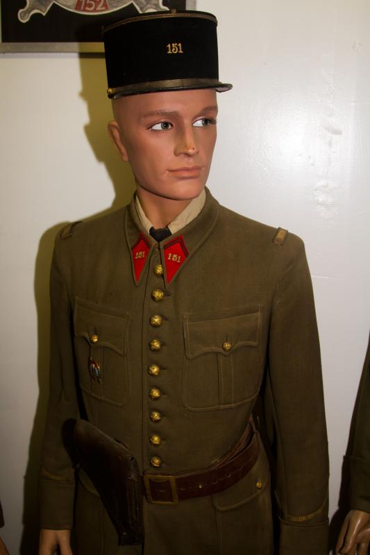 Ligne Maginot - Officier du 151e RAP - Uniforme d'officier du 151° RAP
Musée de Fermont