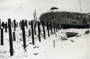 Ligne Maginot - FOUR A CHAUX - FAC - (Ouvrage d'artillerie) - Le bloc 6 sous la neige. Vue prise durant l'occupation.