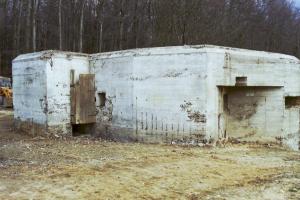 Ligne Maginot - Blockhaus BETTLACH Nord 4 - Ouvrage camouflé dans une grange. 
Grange détruite en 1992