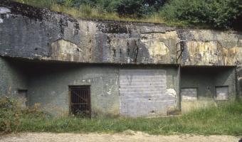 Ligne Maginot - Ouvrage d'artillerie du CHESNOIS - L'entrée mixte en 1988.